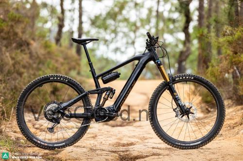 Moustache Samedi 29 Game Specificaties 